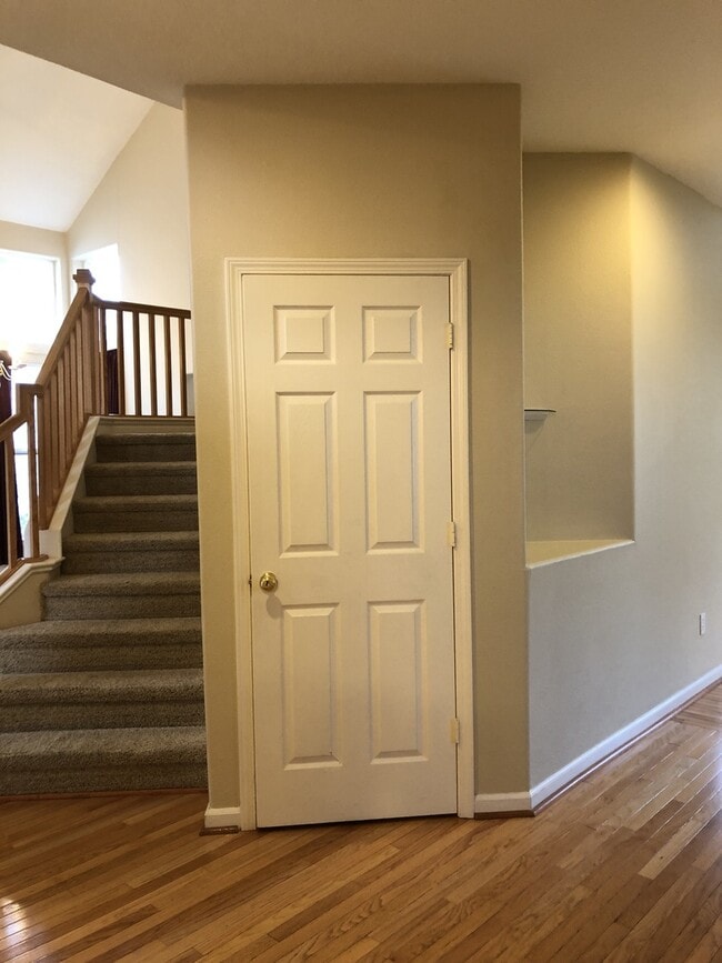 Building Photo - Beautiful 3 Bed + Bonus Room, 2.5 Bath Home!