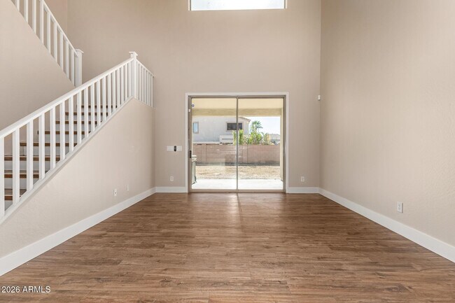 Building Photo - 10625 E Knowles Ave