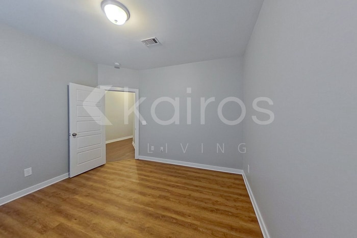 Building Photo - 1389 Old Rd