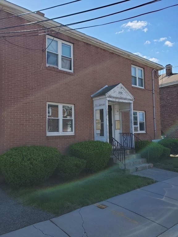 Building Photo - 16 Shanley St