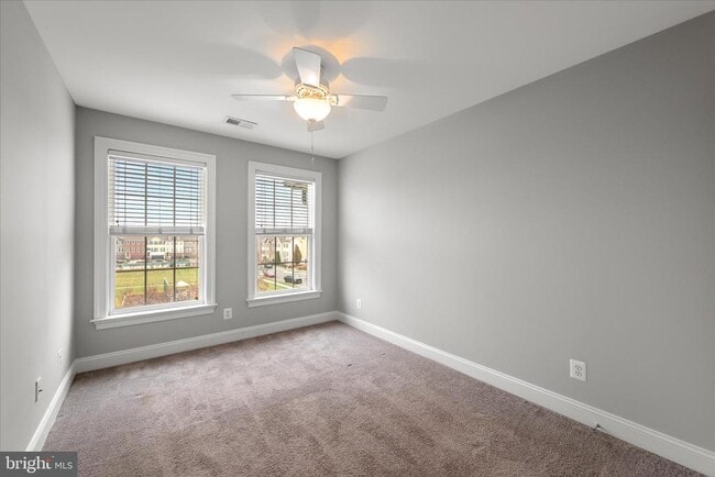 Building Photo - 507 Flameflower Terrace SE