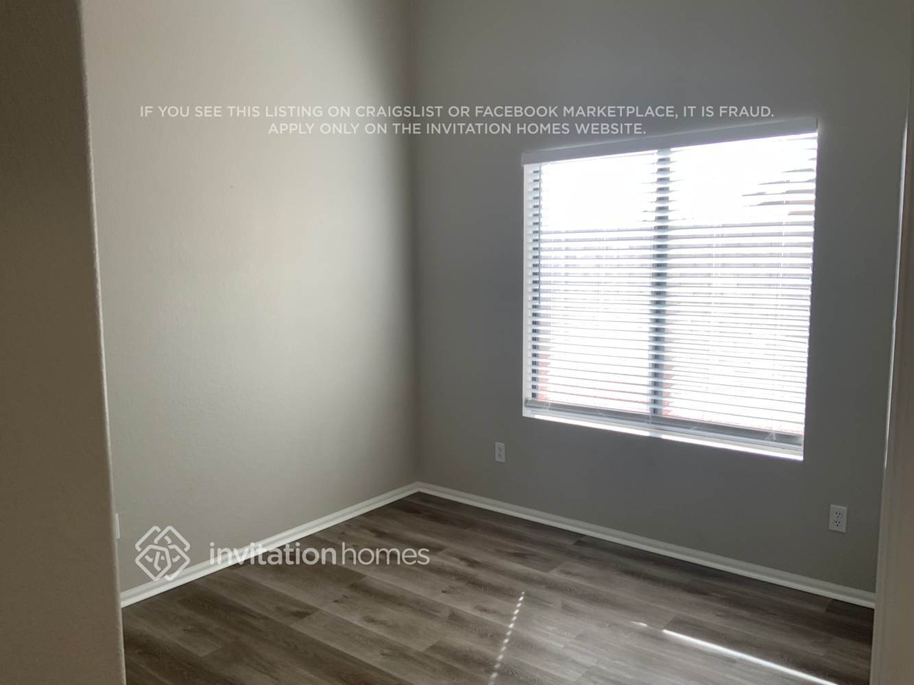 Building Photo - 20463 N 37th Ave