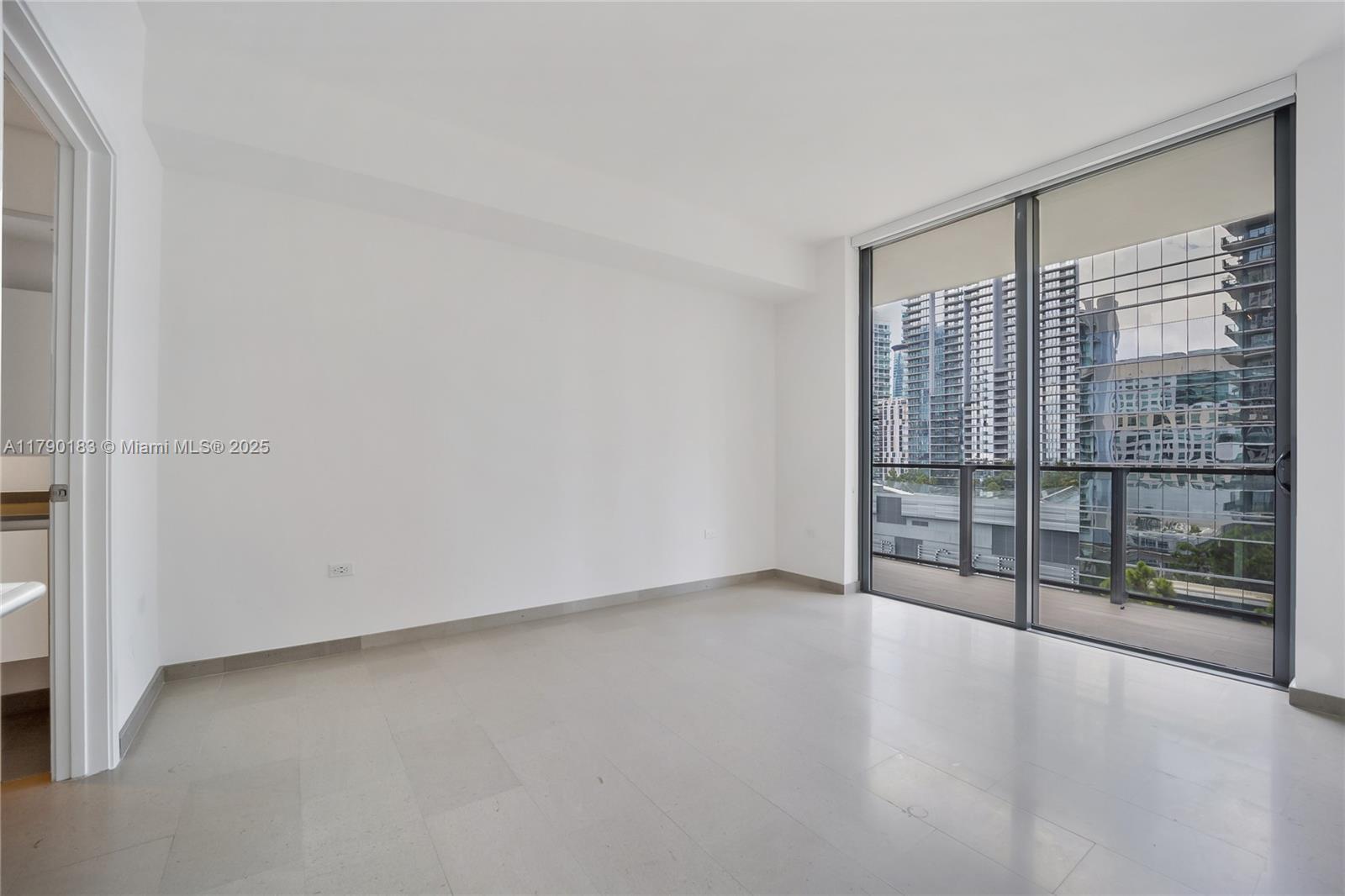 Building Photo - 88 SW 7th St