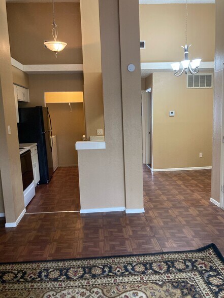 kitchen - 5220 Tahoe Trl