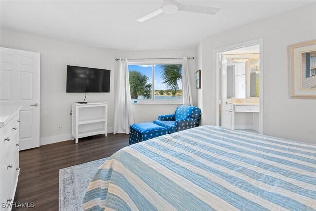 Building Photo - 2711 Citrus Lake Dr