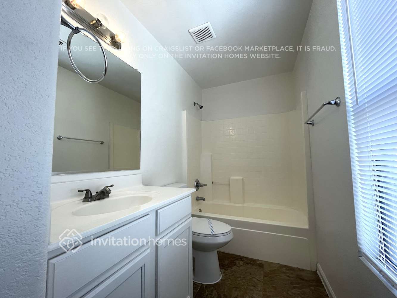 Building Photo - 1429 S Crossbow Ct