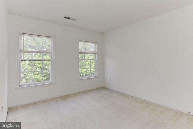 Building Photo - 146 Herndon Mill Cir