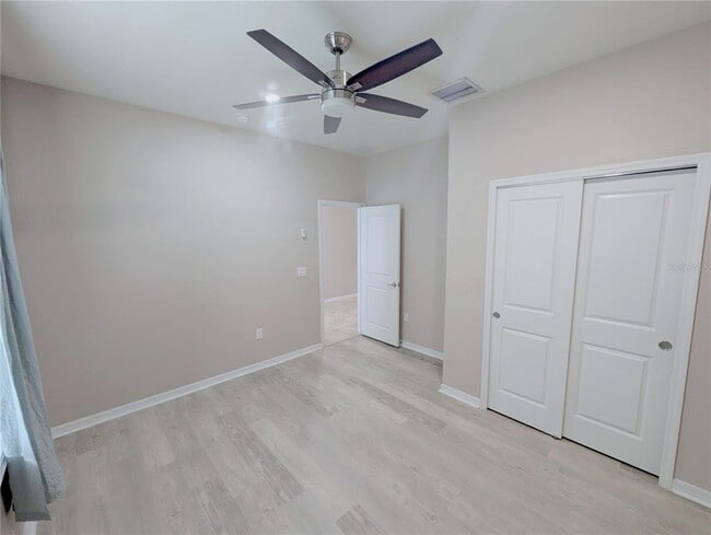 Building Photo - 18810 Birchwood Groves Dr