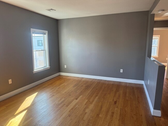 Building Photo - 1122-1124 Dorchester Ave