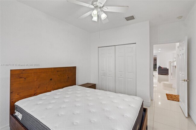 Building Photo - 21396 Marina Cove Cir