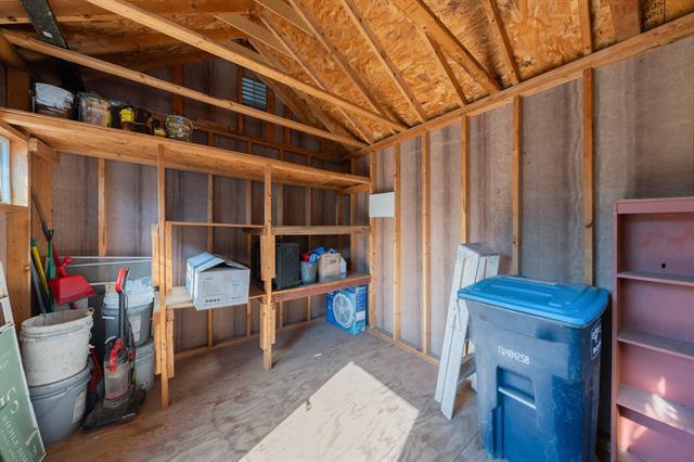 Building Photo - 1811 Denver Ave