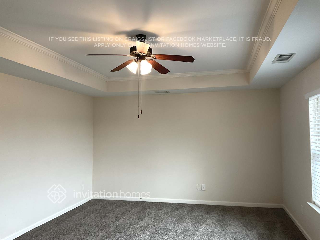 Building Photo - 319 Village Broad St