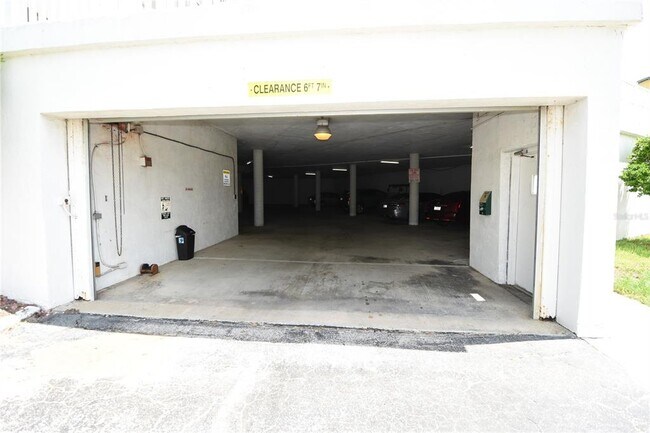 Building Photo - 3580 S Ocean Shore Blvd