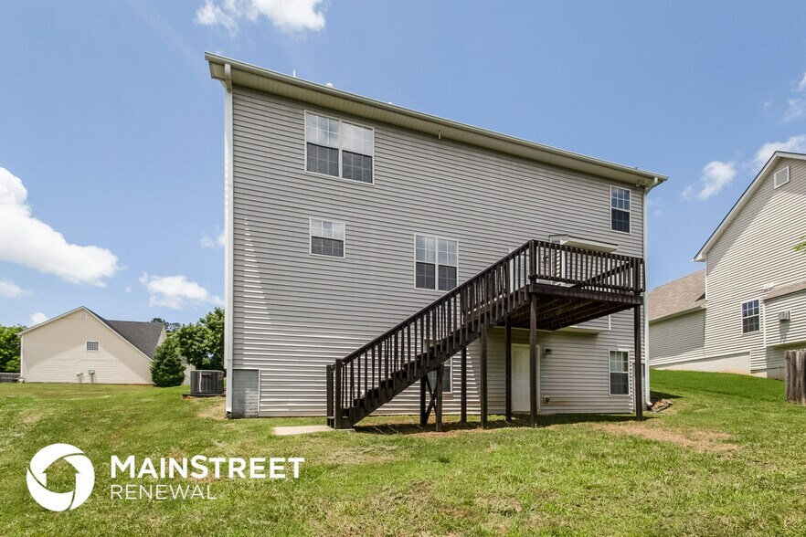 Building Photo - 5934 Colonnade Dr