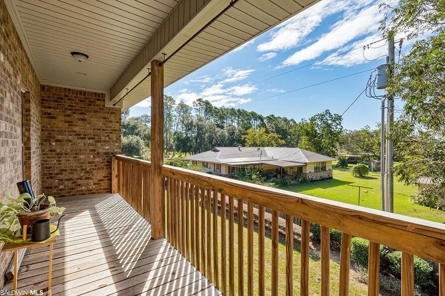 back deck - 20637 Blueberry Ln