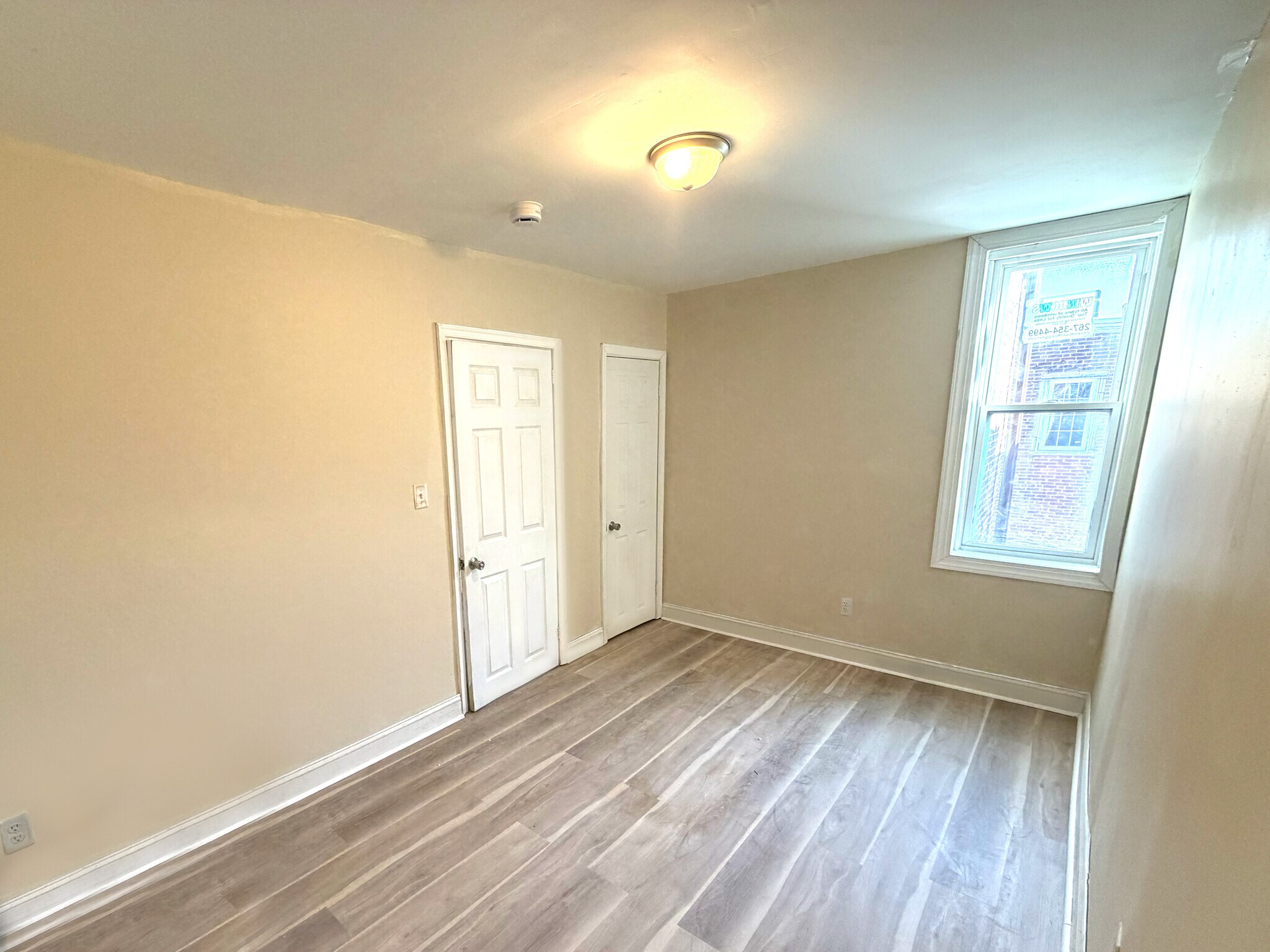 Building Photo - 5502 Thomas Ave