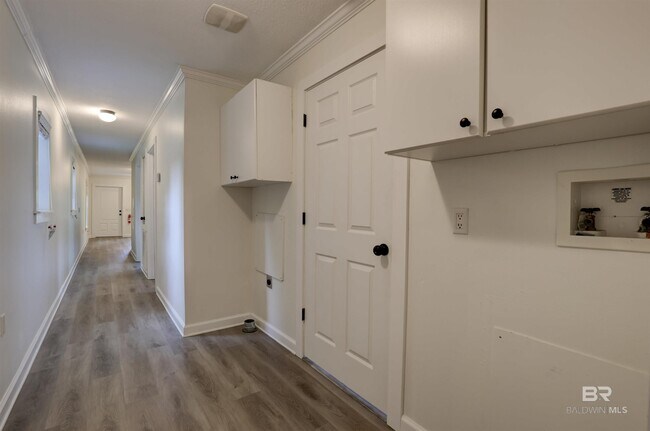 Building Photo - 6602 Co Rd 32