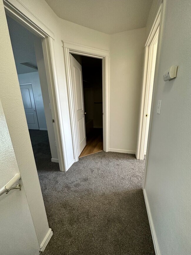 Building Photo - 3915 Washington Ave