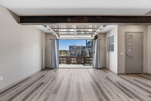 Building Photo - 6388 Nelson Ct