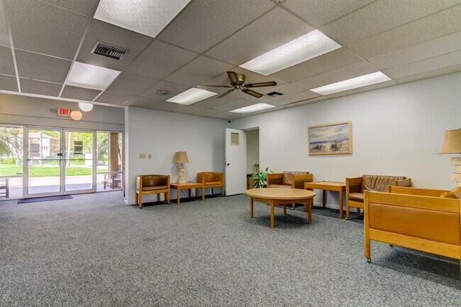 Building Photo - 90 S Highland Ave