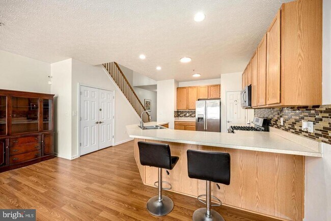 Building Photo - 9549 Wedge Way