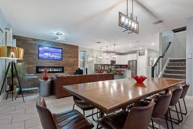 Building Photo - 2856 Bookmark Dr