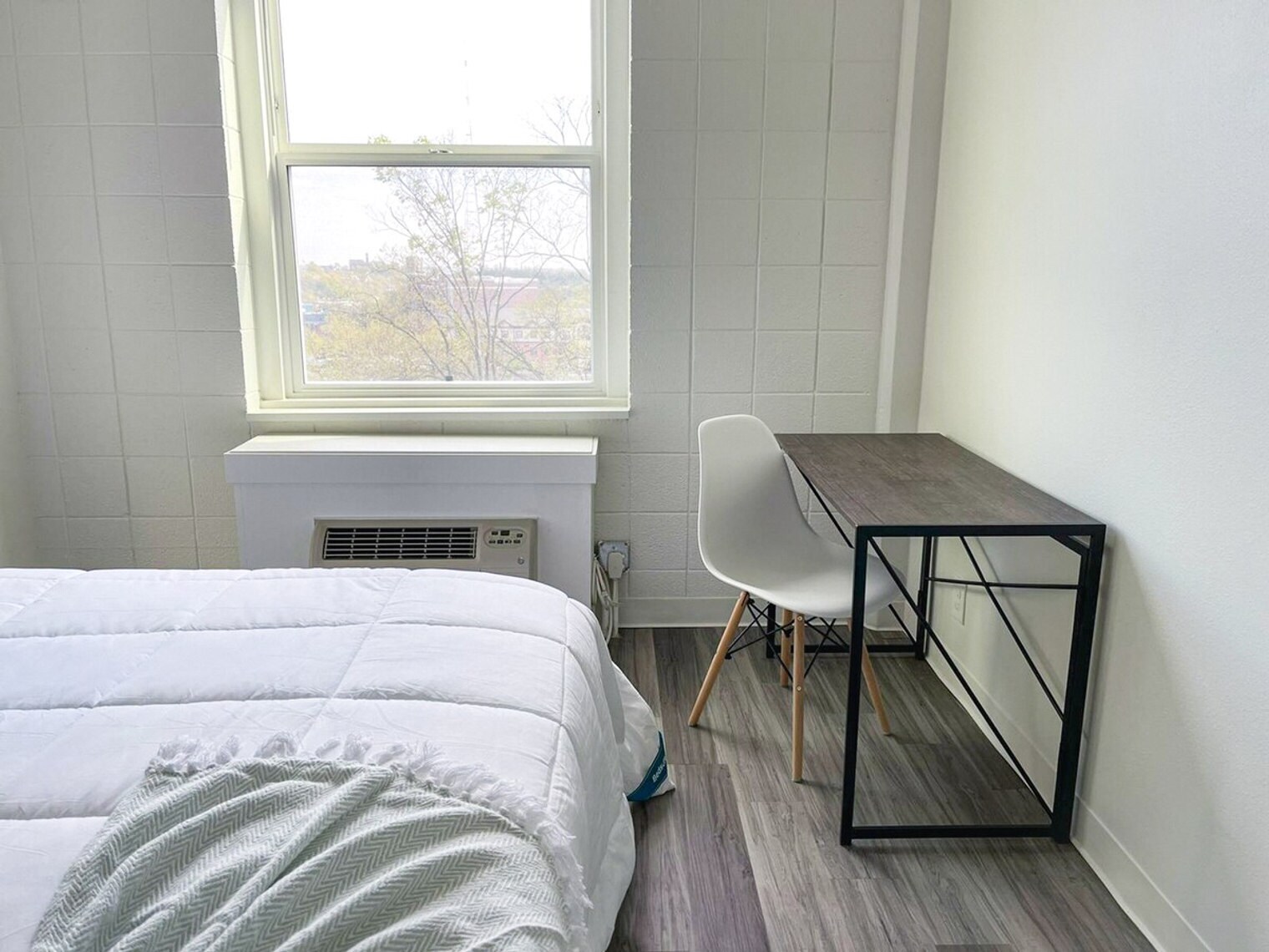 Building Photo - 2515 Burnet Ave