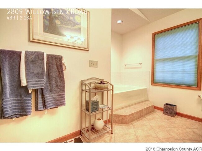 Building Photo - Beautiful Home in Cherry Hills
