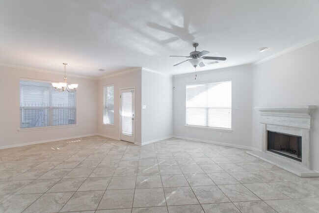 Building Photo - 7 Deer River Cir