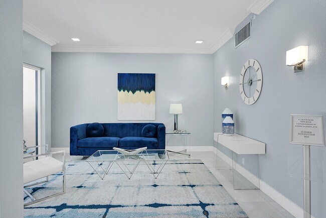 Building Photo - 7835 Lakeside Blvd