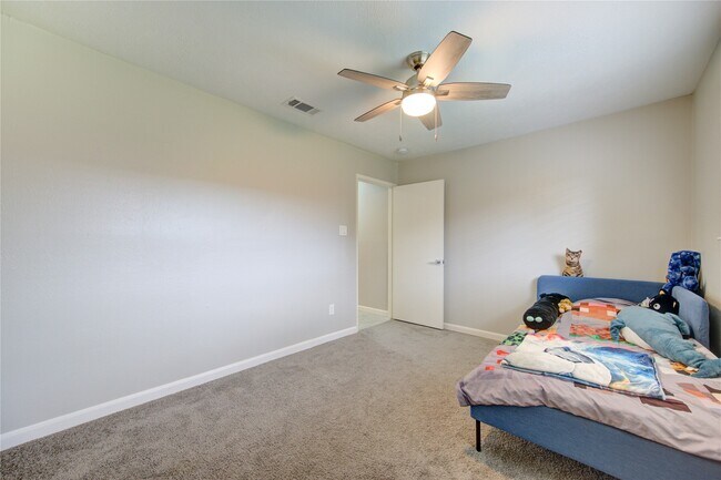 Building Photo - 3046 Wagon Trail Dr