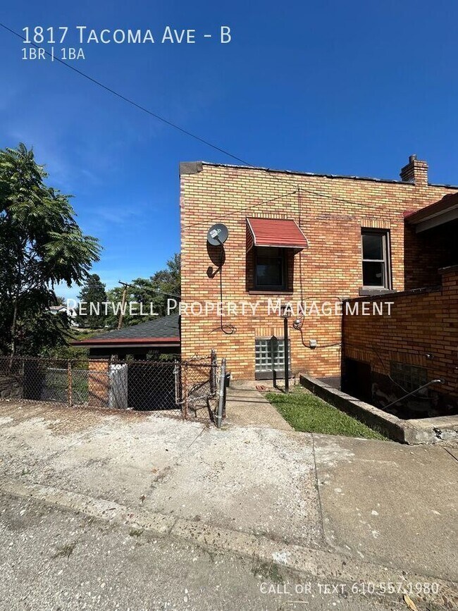 Building Photo - 1817 Tacoma Ave