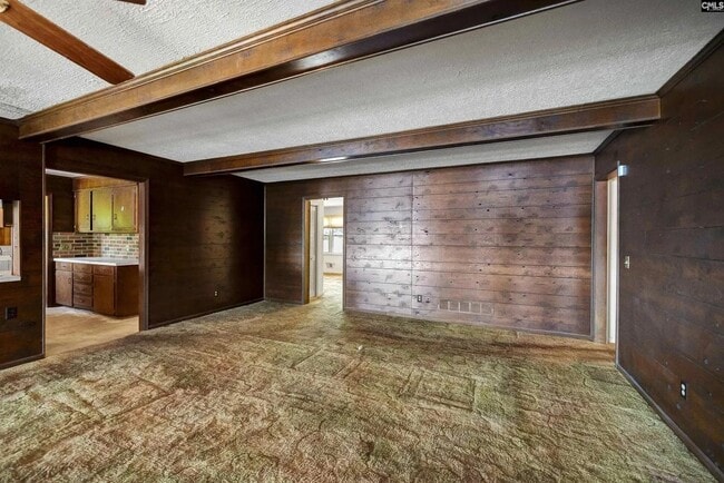 Building Photo - 212 S Lake Dr