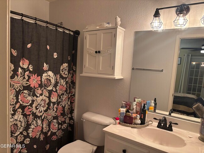 Building Photo - 3477 Angel Face St