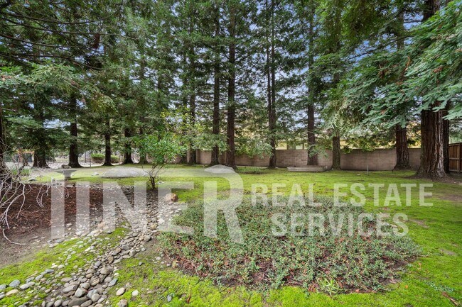 Building Photo - 3921 Rawhide Rd