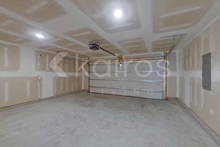 Building Photo - 105 Overstreet Way