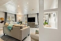 Building Photo - 5219 Avenue Q