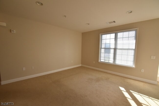 Building Photo - 2312 Ramapo Ct