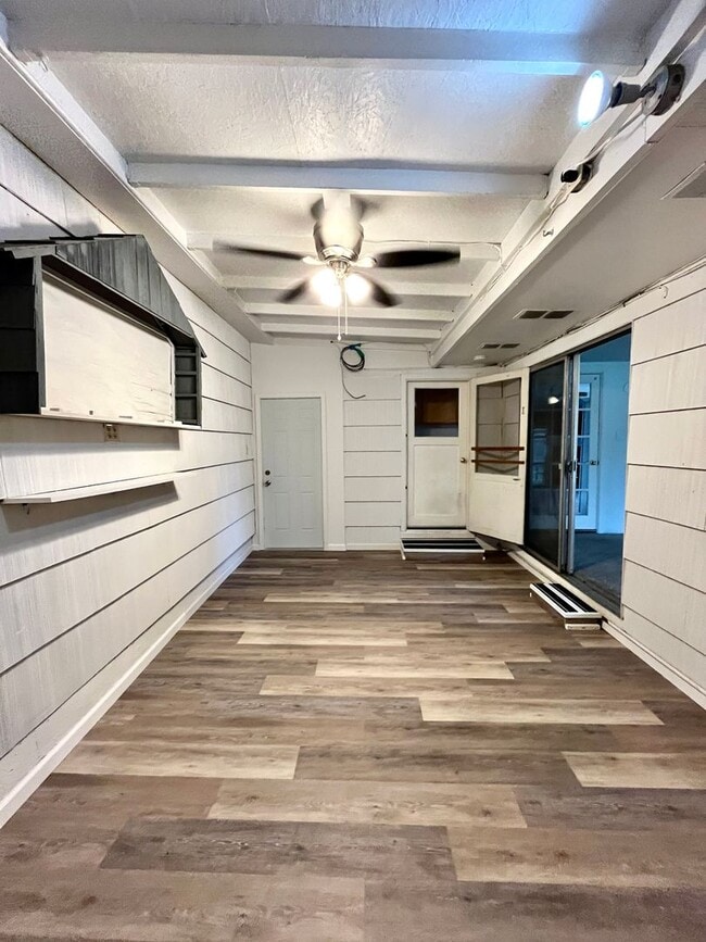 Building Photo - Cozy Single family home with two car garage and controlled access gate