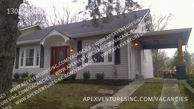 Building Photo - 1304 Douglas Ave