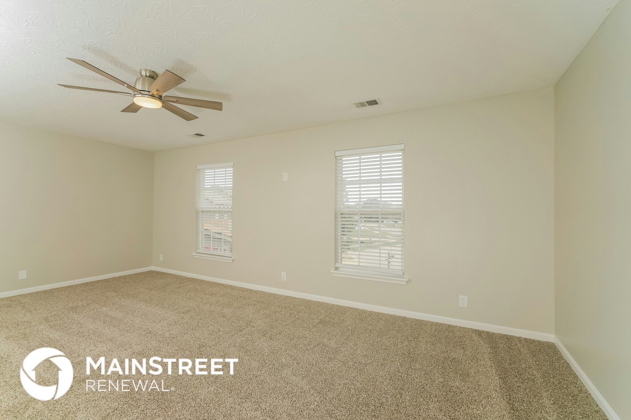 Building Photo - 10628 Irvin Pines Dr