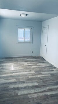 Building Photo - 5941 Rose Ave