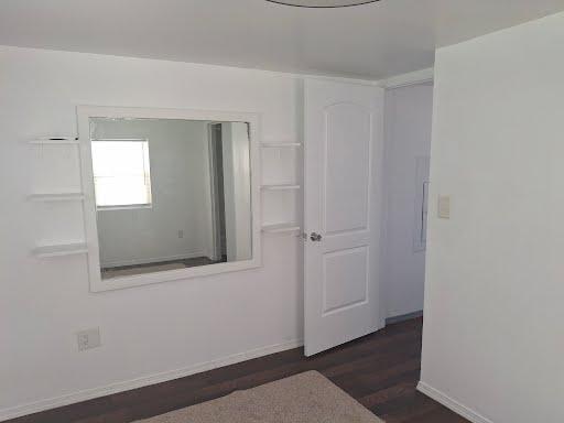 Building Photo - 9723 Tom St