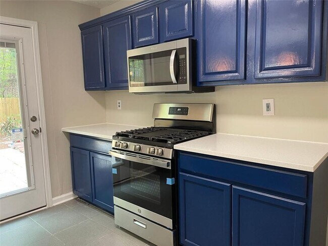 Building Photo - 128 Garden Walk