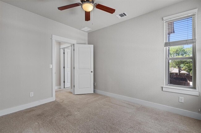 Building Photo - 9301 Cardinals Nest Ln