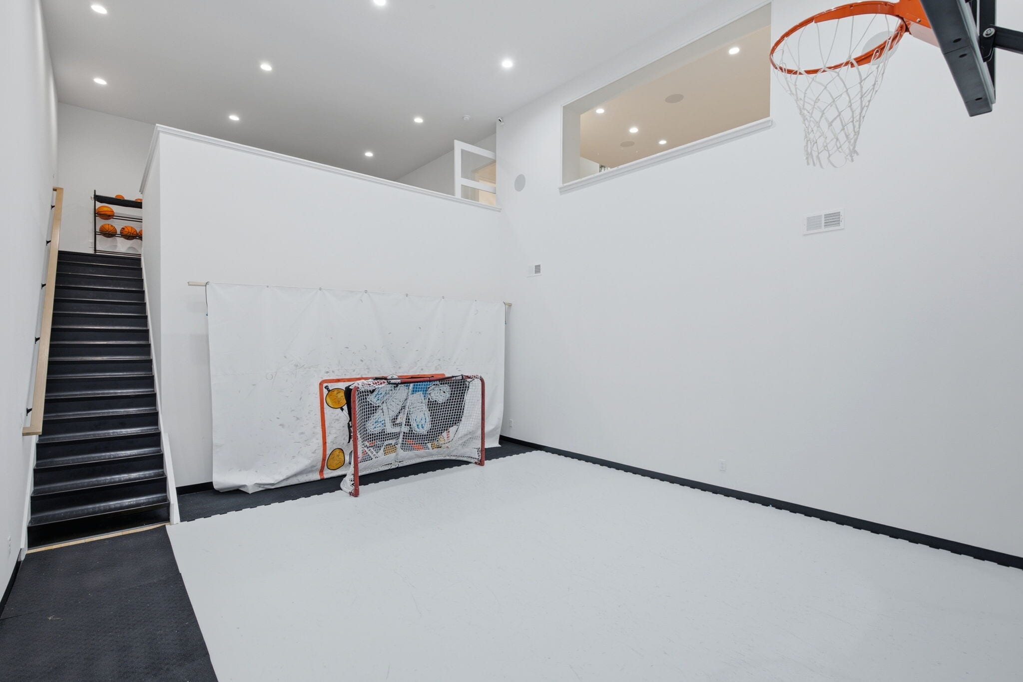 Building Photo - 4937 Championship Cir