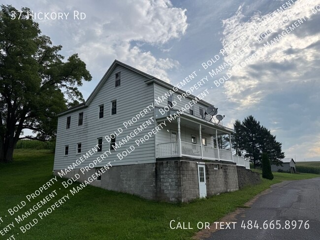 Building Photo - 37 Hickory Rd