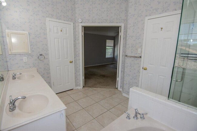 Building Photo - 4903 Heritage Plains Dr