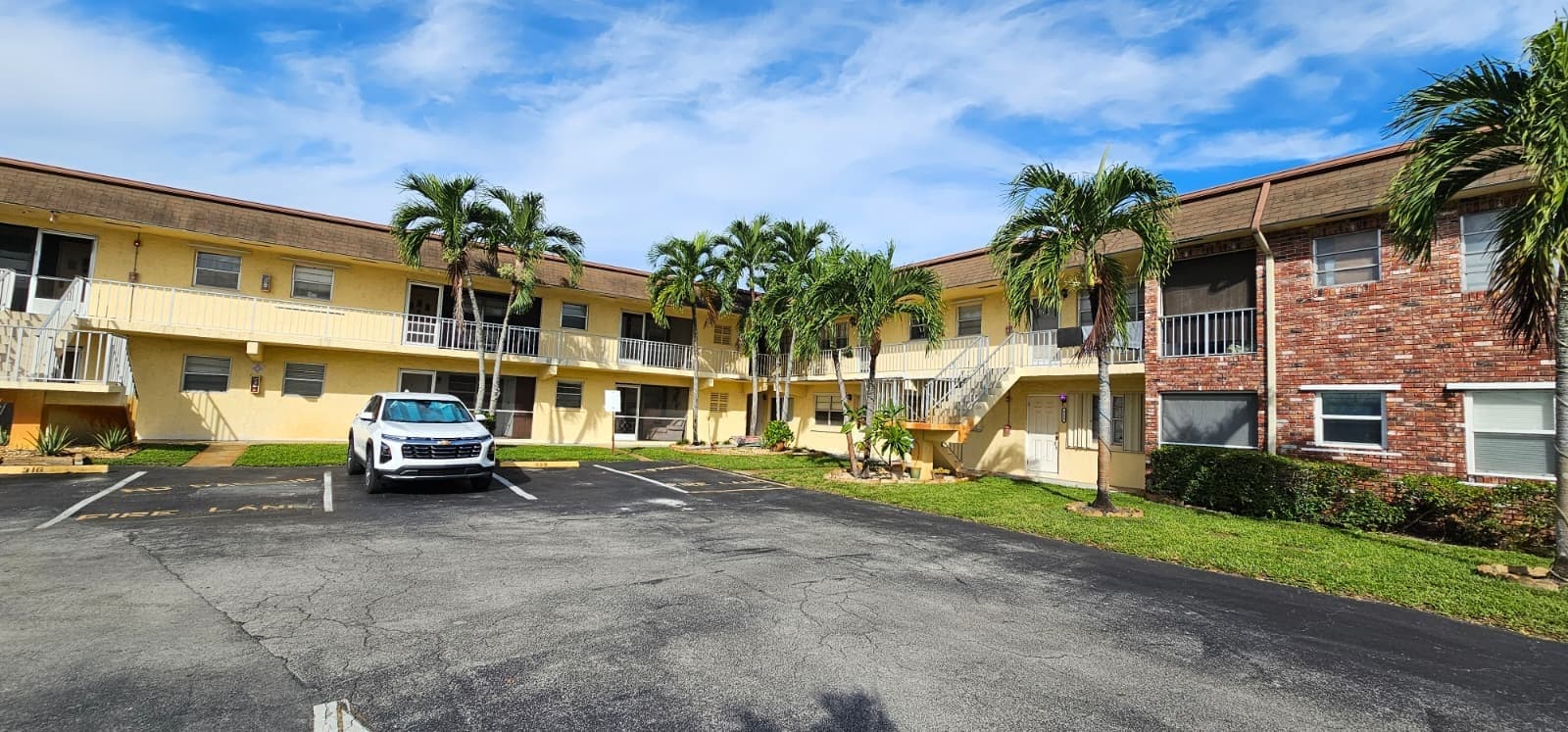 Building Photo - 2060 NW 81st Ave