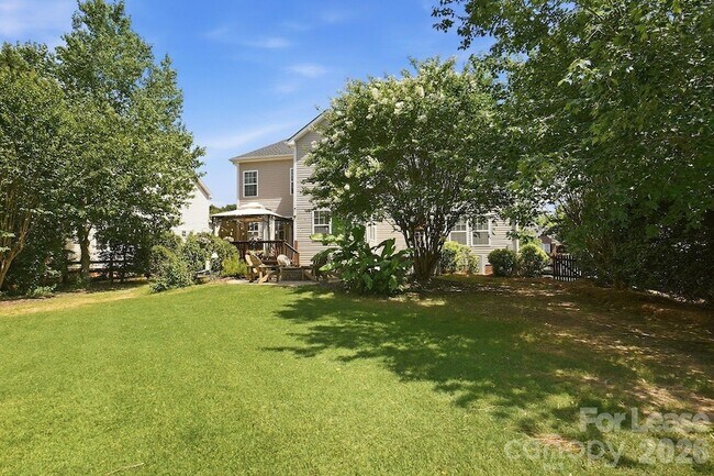 Building Photo - 8120 Madrigal Ct